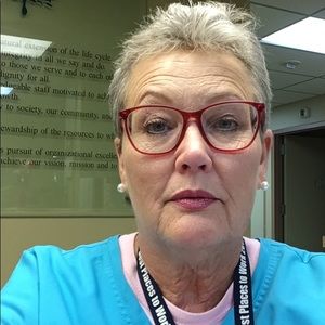 Meet your Posher, Pamela